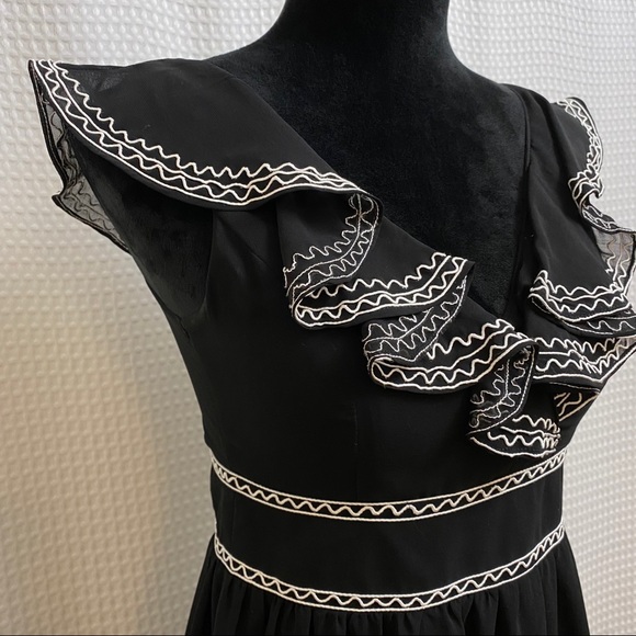 Emmelee Ruffled Edge Semi Sheer Party Dress - Picture 3 of 8